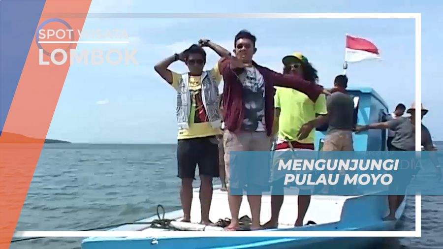 Mengunjungi Air Terjun Menawan di Pulau Moyo Sumbawa