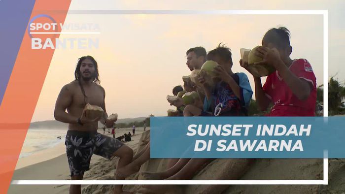 Menyaksikan Sunset Indah di Pantai Pasir Putih Sawarna Banten