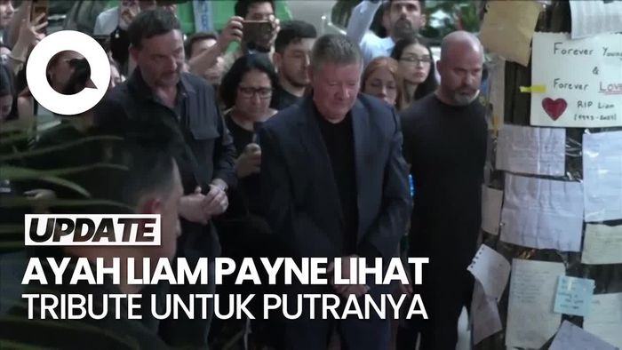 Video: Momen Ayah Liam Payne Lihat Tribute untuk Putranya di Hotel Argentina