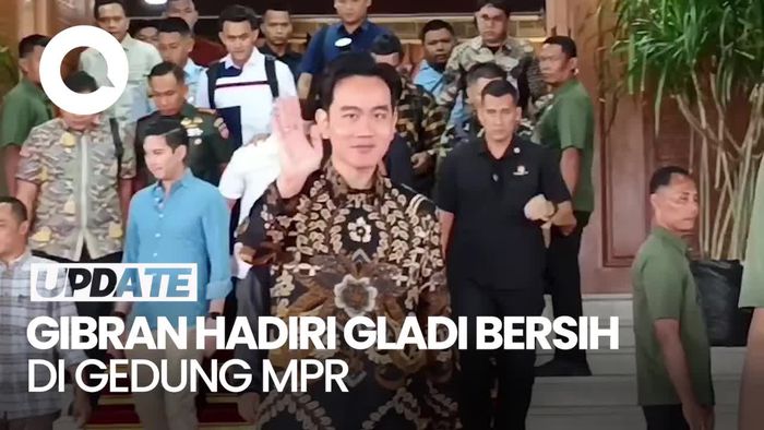 Video: Momen Gibran Hadiri Gladi Bersih Pelantikan Presiden-Wapres di MPR