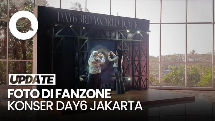 Video: Keseruan Berswafoto di Fanzone Area Konser DAY6 Jakarta