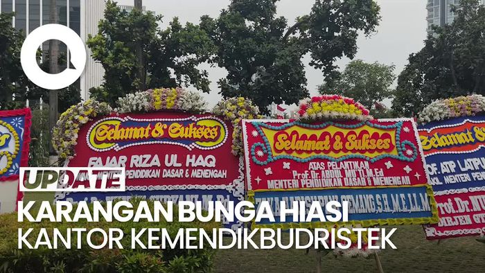 Video: Deretan Karangan Bunga untuk 3 Menteri Baru Hiasi Kantor Kemendikbudristek