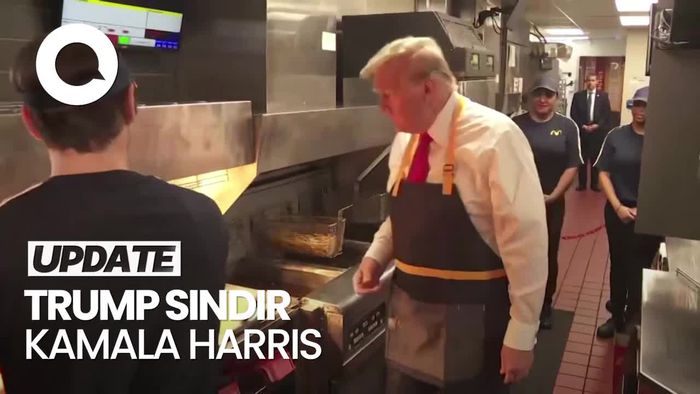 Video: Momen Trump Mendadak Jadi Penggoreng Kentang di Resto Cepat Saji