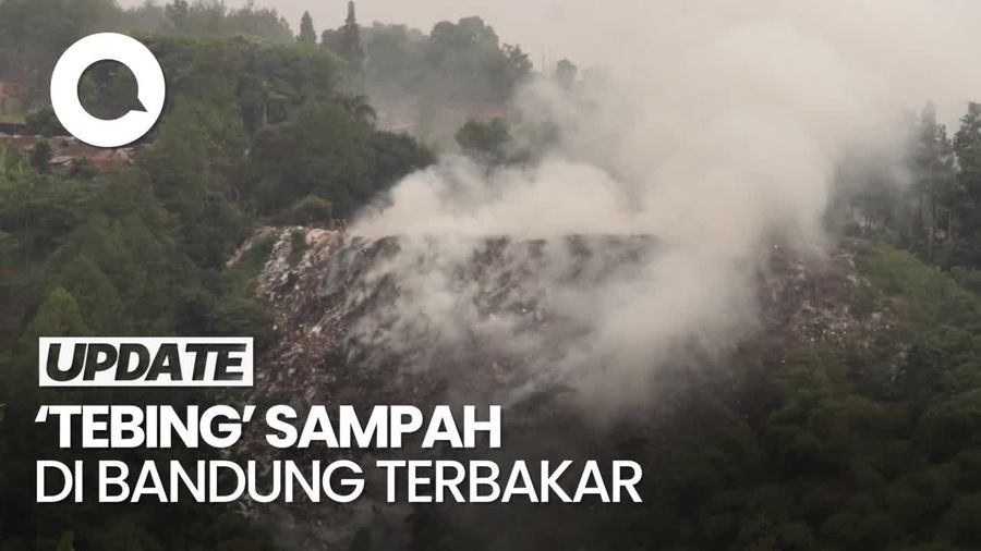 Video: Penampakan Kepulan Asap di Tebing Sampah di Bandung