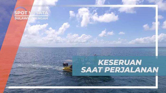 Serunya Bernyanyi di Atas Kapal Menuju Pulau Tulungan, Sulawesi Tengah