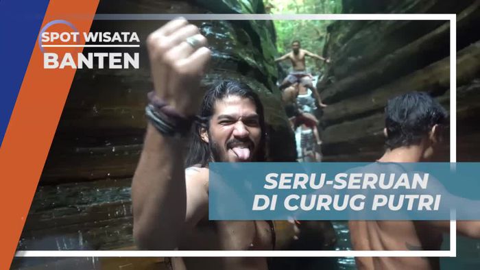 Bermain Air dan Seru-seruan di Curug Putri, Banten