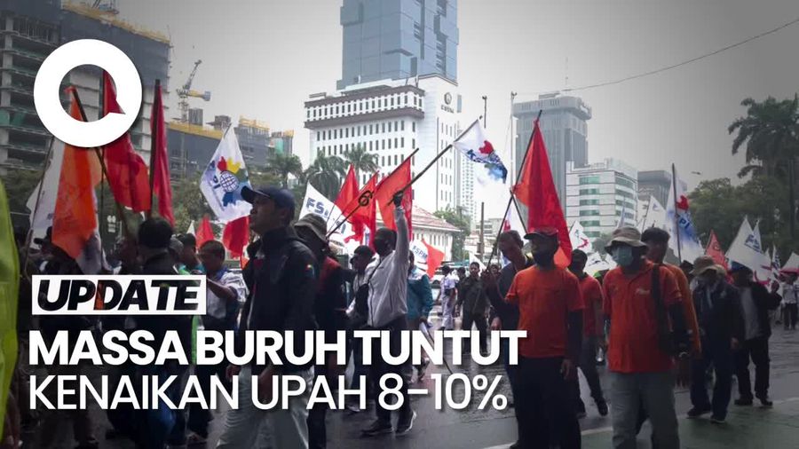 Video: Massa Buruh Demo di Patung Kuda, Tuntut Kenaikan Upah 8-10%