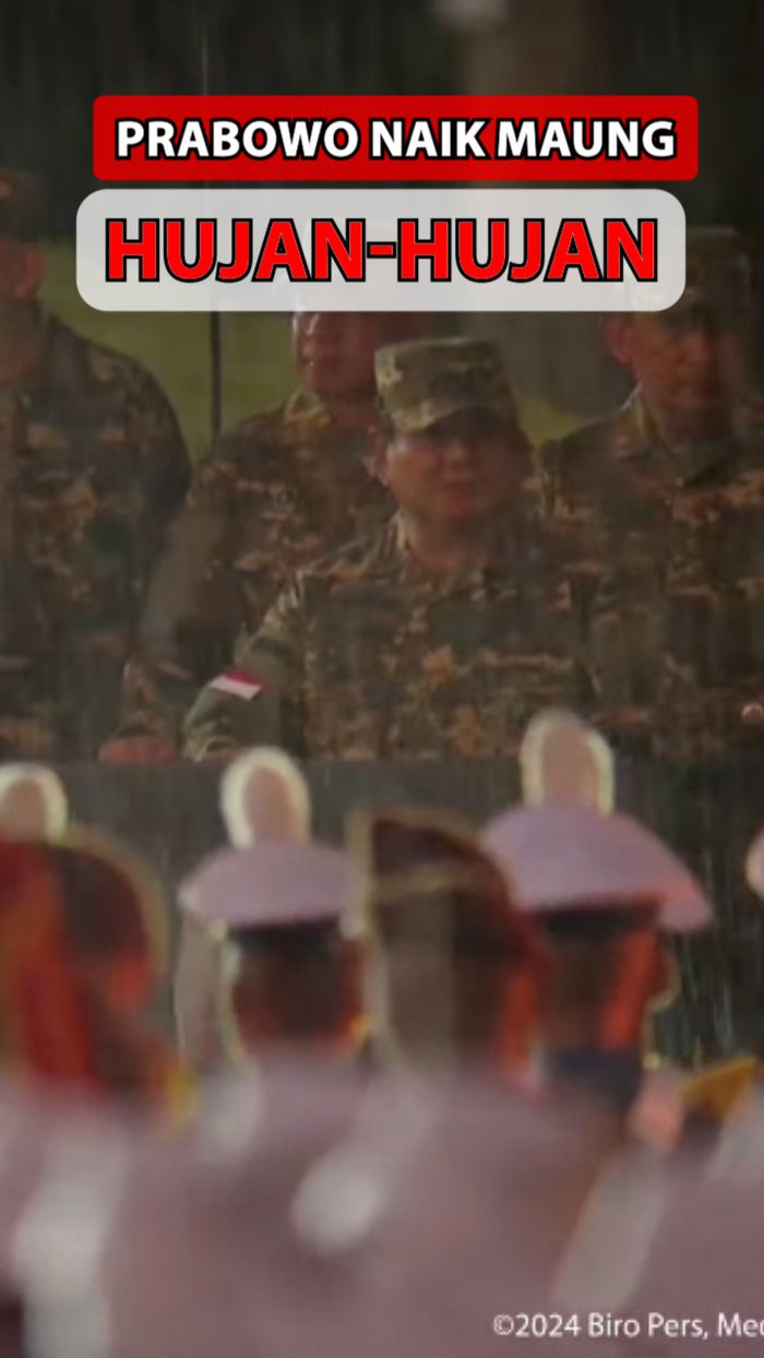 Video Momen Prabowo Hujan-hujanan saat Retret Menteri di Akmil Magelang