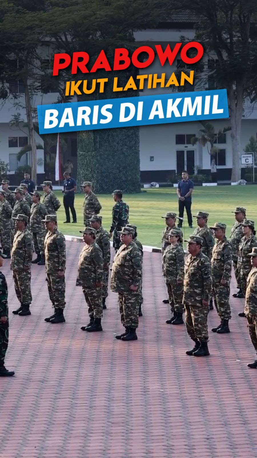 Video Momen Presiden Prabowo Ikut Latihan Baris-berbaris saat Retreat di Magelang