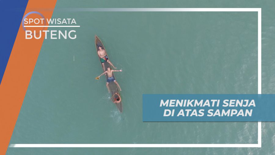 Menikmati Indahnya Senja dari Atas Sampan di Kampung Bajo Buton Tengah