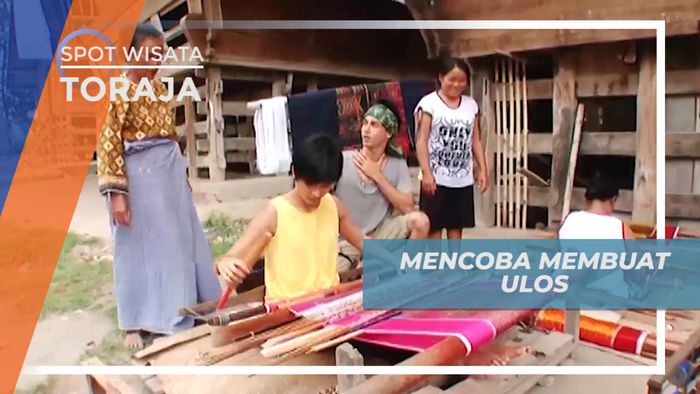 Belajar Langsung Membuat Kain Ulos Bersama Pengrajin