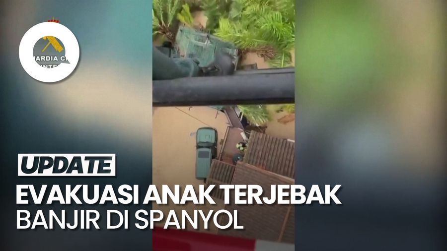 Video: Momen Anak Terjebak Banjir di Spanyol Dievakuasi Pakai Helikopter