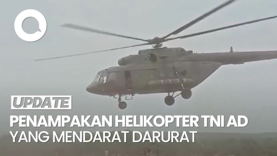 Video: Helikopter TNI AD Mendarat Darurat di Blora Jateng, Jadi Tontonan Warga
