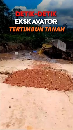 Video Detik-detik Ekskavator Tertimbun Akibat Tanah Bergerak di Sulbar