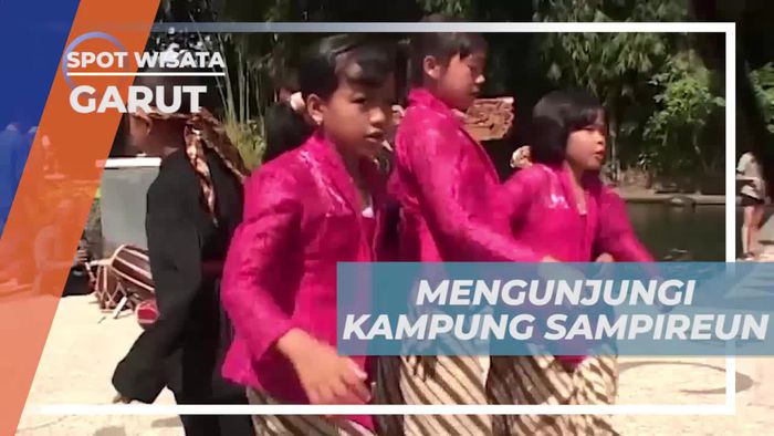 Mengunjungi Asrinya Kampung Sampireun di Garut