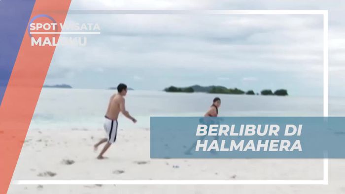Menikmati Indahnya Pantai di Pulau Guraici, Maluku