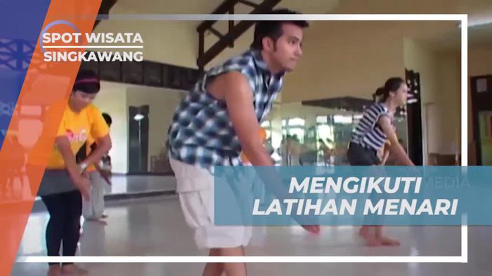 Belajar dan Menari di Sanggar Seni di Singkawang