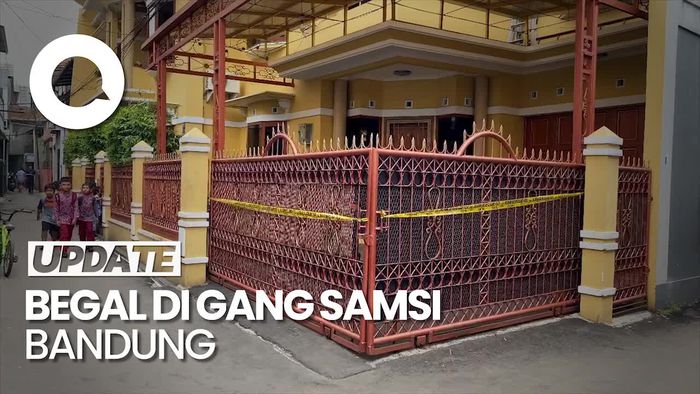 Video Polisi Buru Pembegal Lansia di Gang Samsi Bandung