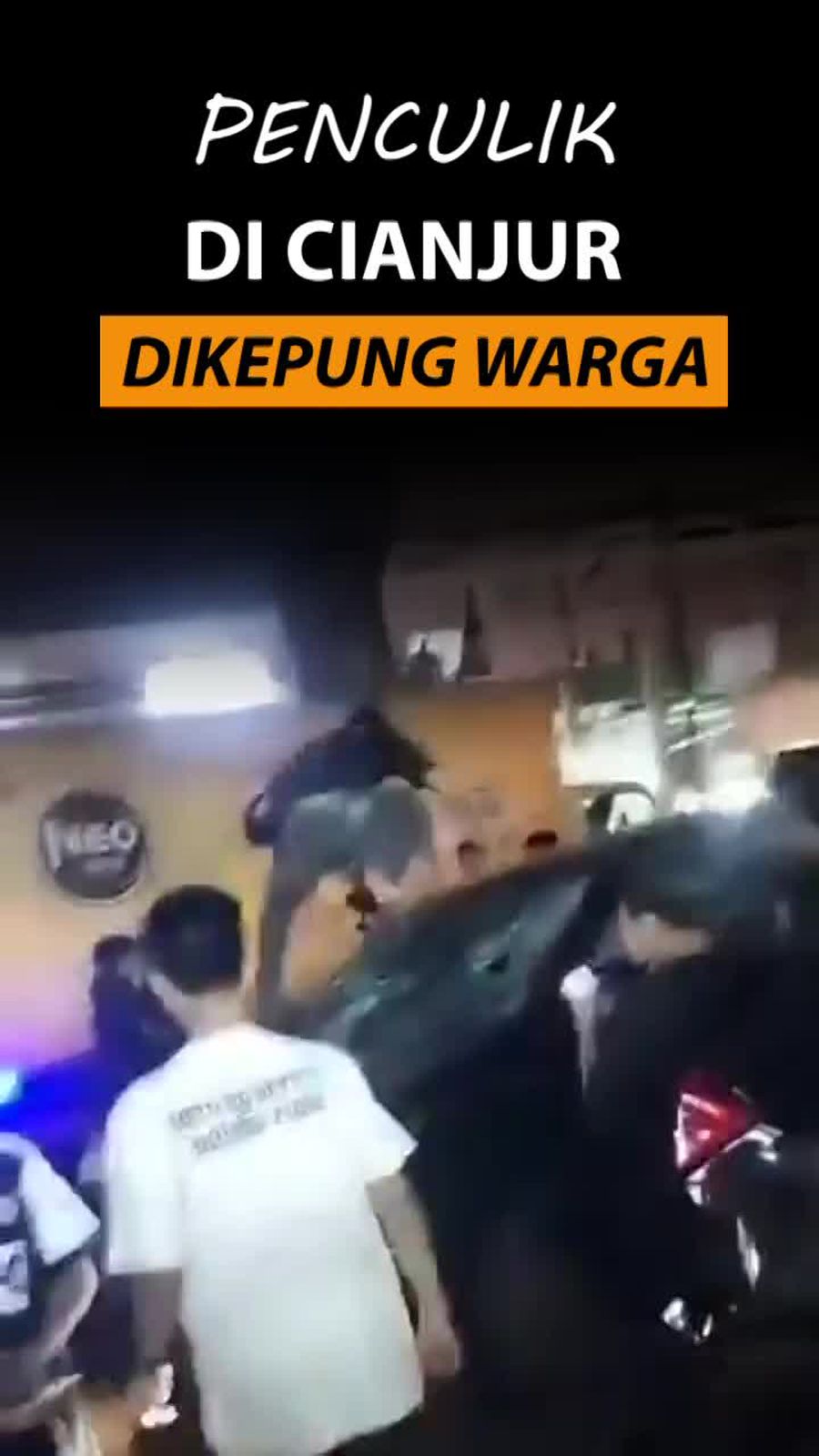  Video: Heboh Warga Tangkap Penculik Siswi SMP di Cianjur, Mobil Pelaku Ringsek