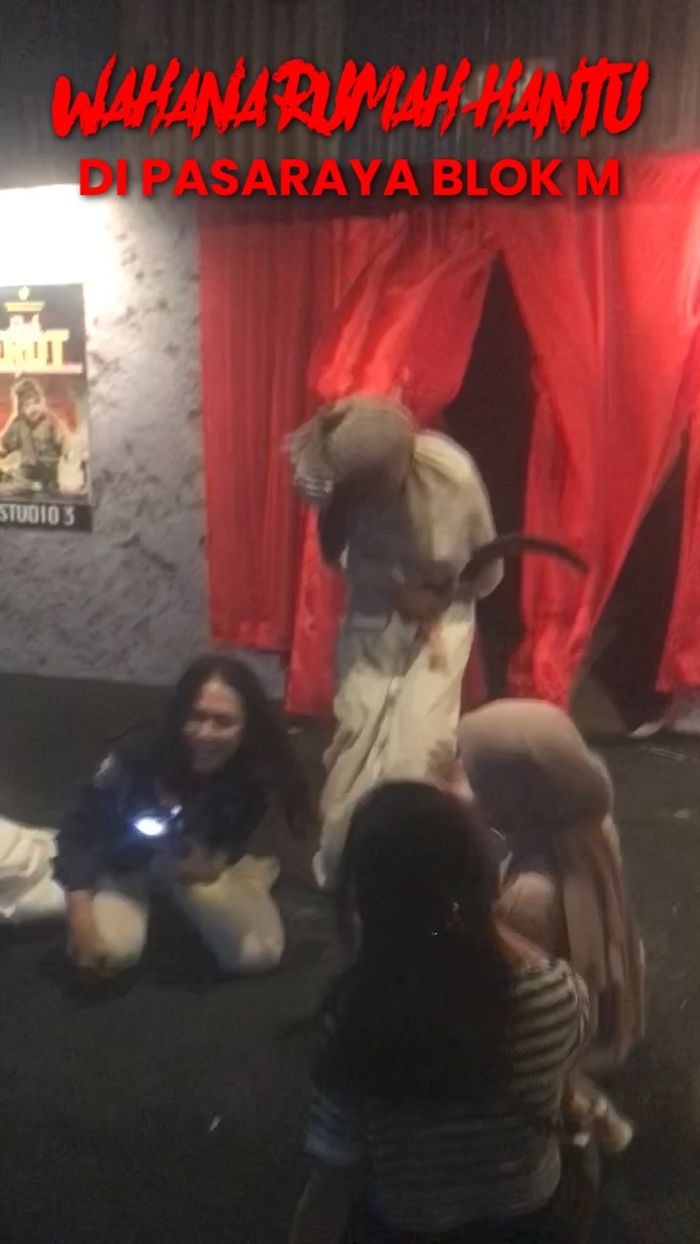 Video: Ketemu Suzzanna hingga Pocong di Rumah Hantu Blok M