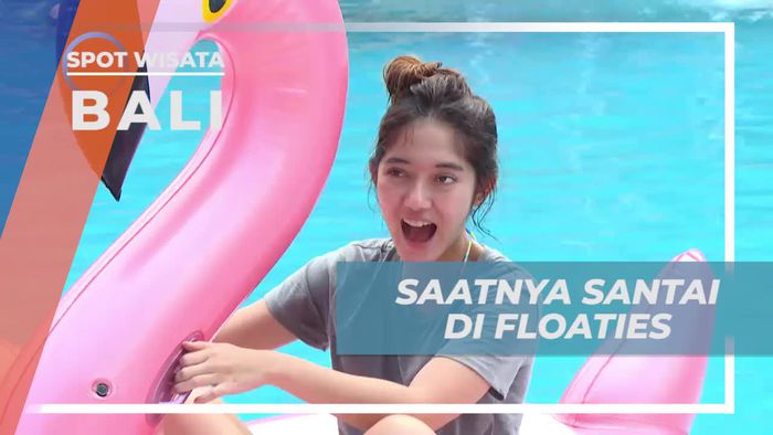 Bersantai Dengan Floties di Kolam Resort Bali