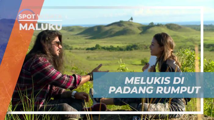 Menyapa Mentari di Bukit Tatanggo Melukis di Padang Rumput Pulau Buru Maluku