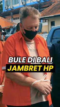 Video: Bule di Bali Pura-pura Ditabrak Lalu Todongkan Pisau-Jambret HP WNI