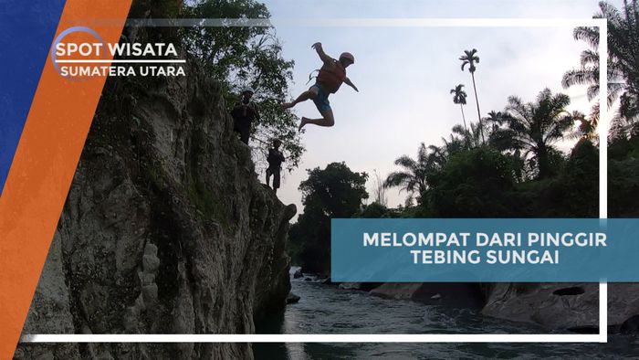 Melompat dari Tebing Sungai untuk Uji Adrenalin di Medan
