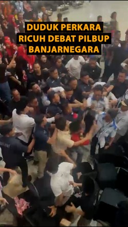 Video: Awal Mula Kericuhan-Adu Jotos Saat Debat Pilbup Banjarnegara