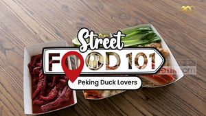 Pecinta Mie Ayam Topping Bebek Peking, Wajib Kesini!