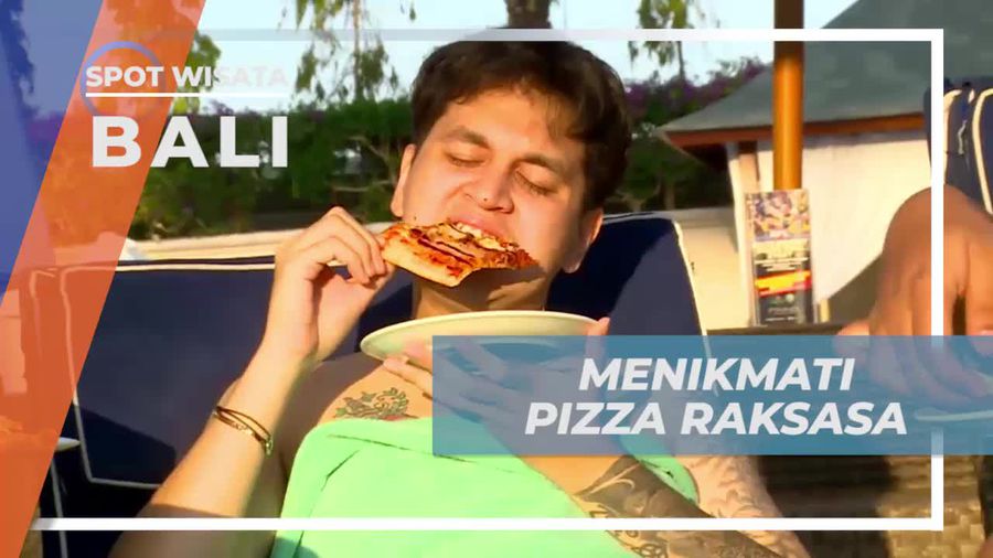 Menikmati Pizza Raksasa yang Lezat di Bali