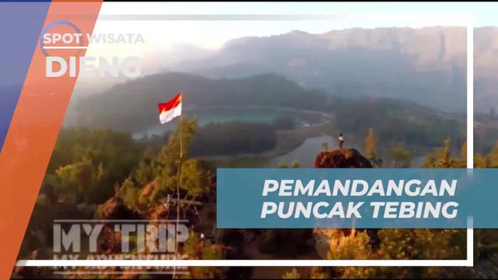 Nikmati Pemandangan Telaga Warna dari Puncak Batu Pandang Dieng