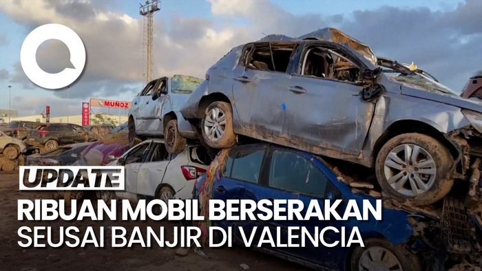 Video: Ribuan Mobil Rusak Berserakan di Valencia Akibat Banjir Bandang