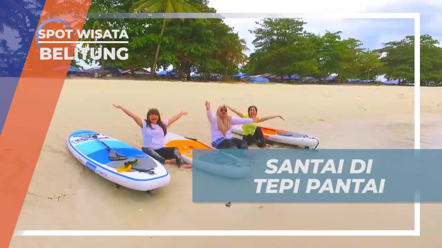 Bersantai di Tepi Pantai Tanjung Tinggi, Belitung