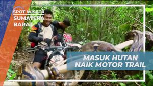 Menembus Hutan Naik Motor Trail Menuju Air Terjun di Sumatera Barat