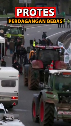 Video: Ramai-ramai Petani Prancis Blokade Jalan Pakai Traktor