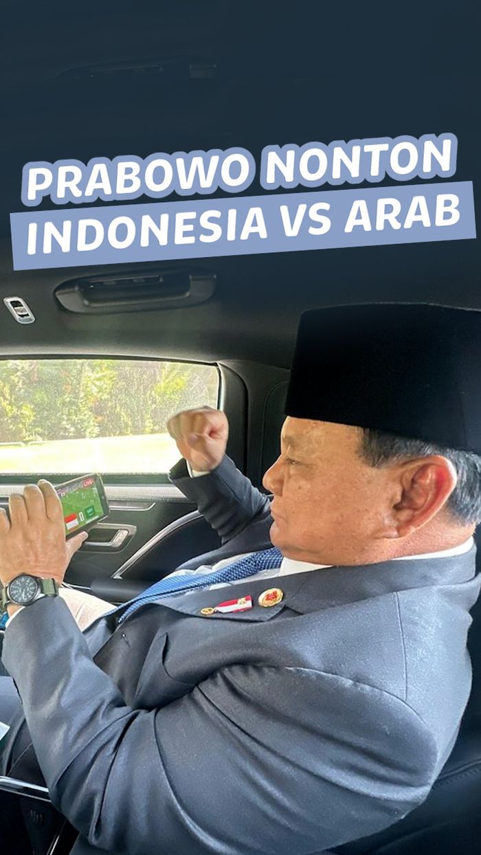 Video: Momen Prabowo Nonton Indonesia Vs Arab Saudi Lewat HP