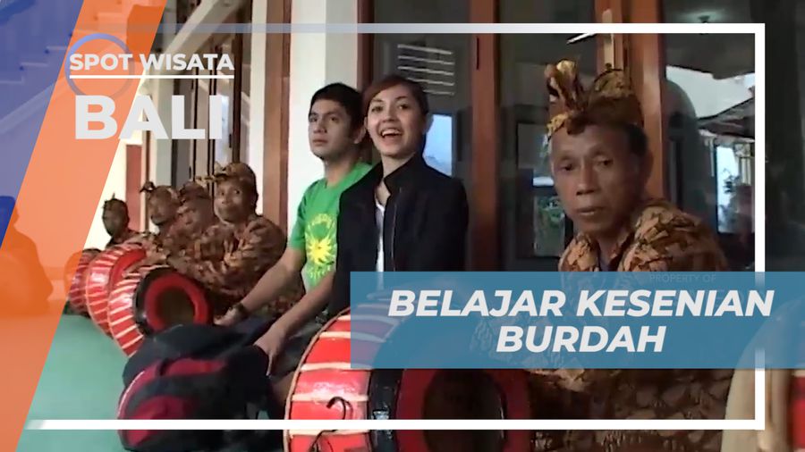 Belajar Kesenian Burdah di Desa Pegayaman, Bali