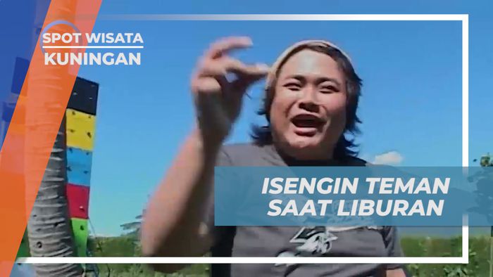 Mengisengi Teman Saat Liburan di Kuningan
