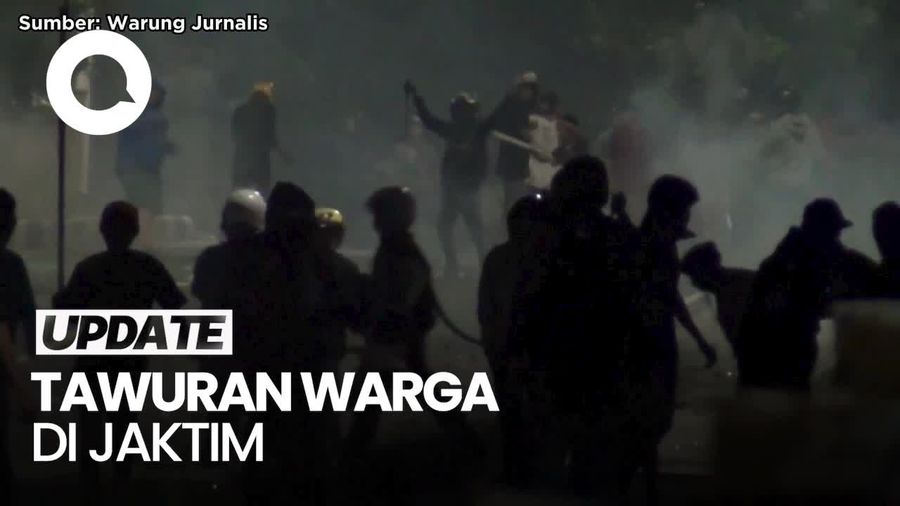 Video Tawuran Pecah Lagi di Jaktim, Warga Saling Serang Pakai Sajam-Molotov