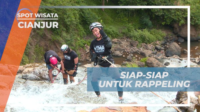 Bersiap Rappeling Seru di Curug Cikondang, Cianjur  