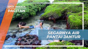 Kesegaran Maksimal di Air Pantai Jantur, Pacitan
