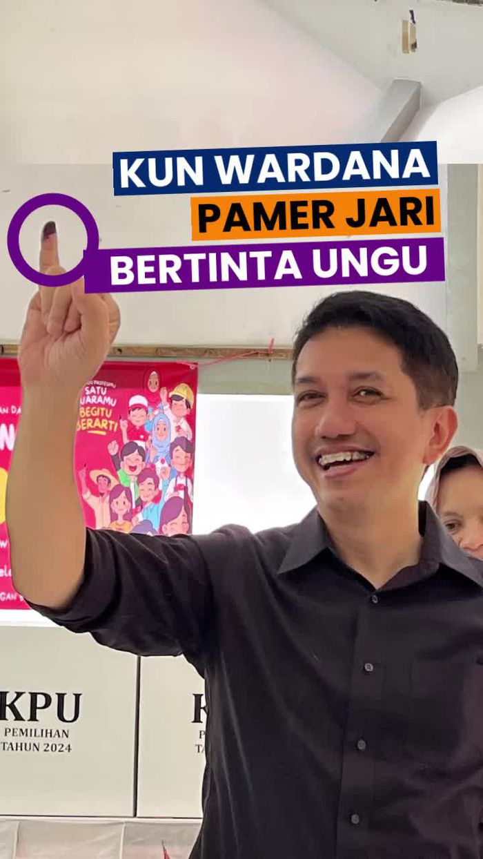 Video: Senyum Merekah Kun Wardana dan Keluarga saat Nyoblos di Jagakarsa