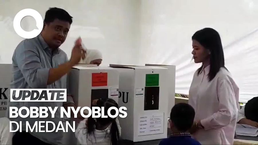 Video Momen Bobby dan Kahiyang Nyoblos di Medan
