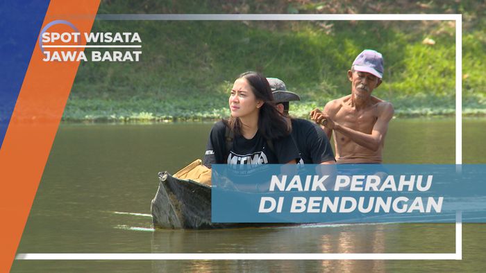 Menaiki Perahu Menyusuri Bendungan Rentang, Majalengka, Jawa Barat