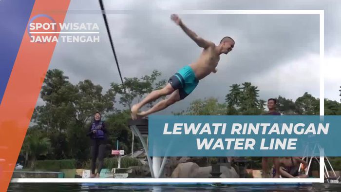 Menghadapi Rintangan Seru di Water Line, Owabong Waterpark