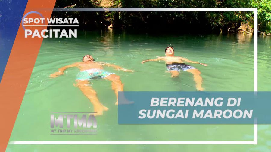 Berenang di Kejernihan Sungai Maroon, Pacitan