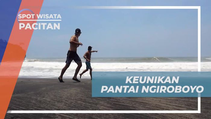 Menemukan Keunikan Pasir Pantai Ngiroboyo, Pacitan