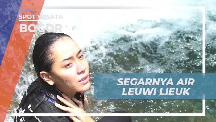 Segarnya Air Terjun Curug Leuwi Lieuk, Bogor