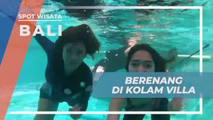 Berenang dan Bersantai di Kolam Villa Cantik Bali